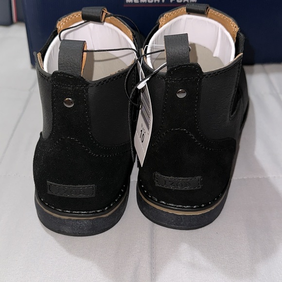 Izod Men's Chukka Black Boot - Picture 4 of 5